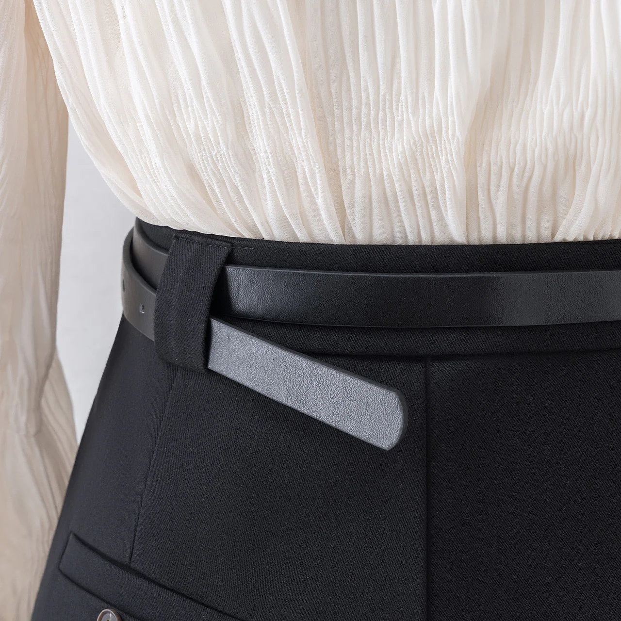 Black skirt autumn and winter small man 2022 new pleated skirt high waist a-line bag hip skirt female spring and autumn skirt - EHAORUI