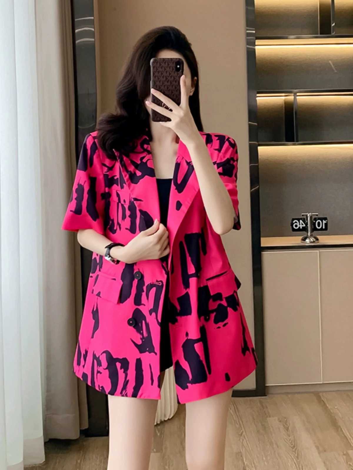 Fashionable short-sleeved suit jacket for women 2024 summer new style high-end personalized tops with western style casual suits - EHAORUI