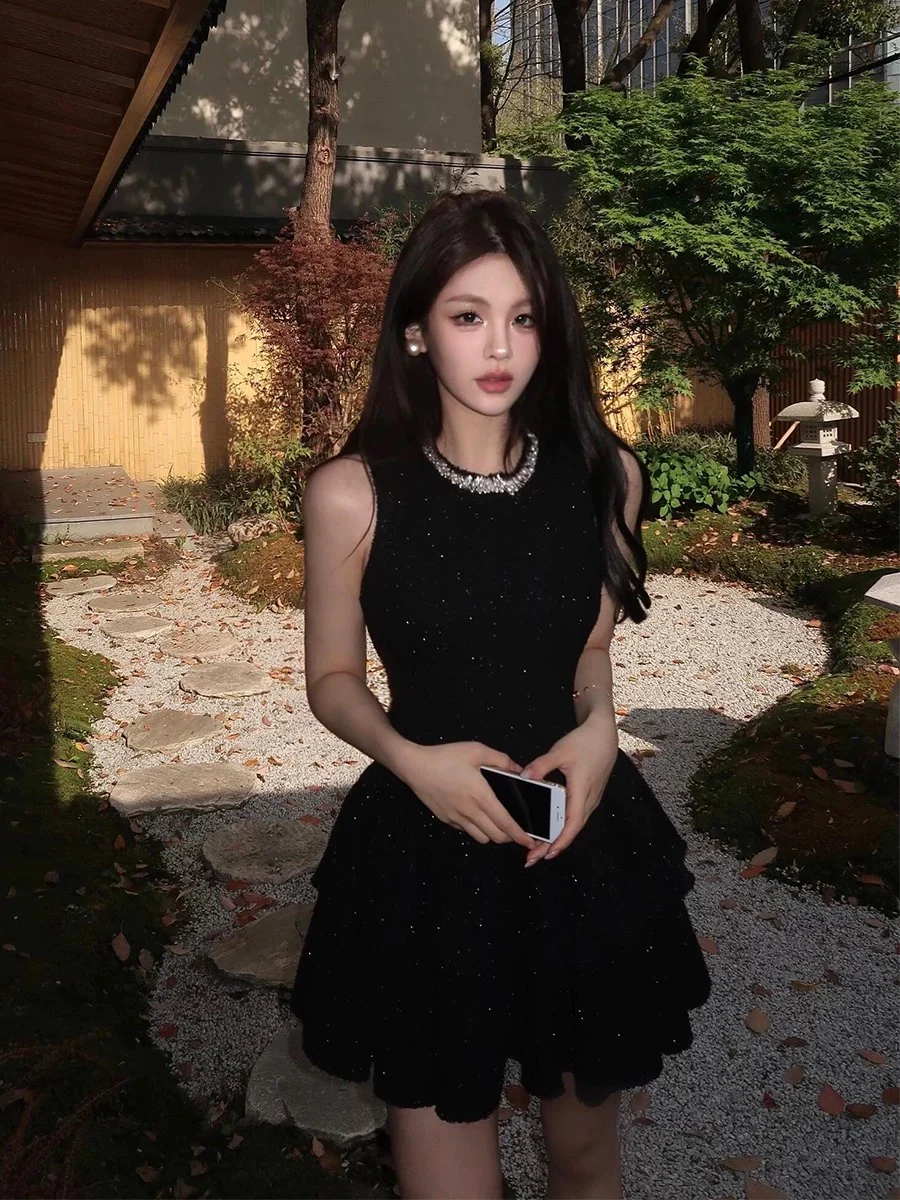 Beautiful hot girl waist dress women's autumn French temperament high-end little black dress birthday dress short skirt - EHAORUI