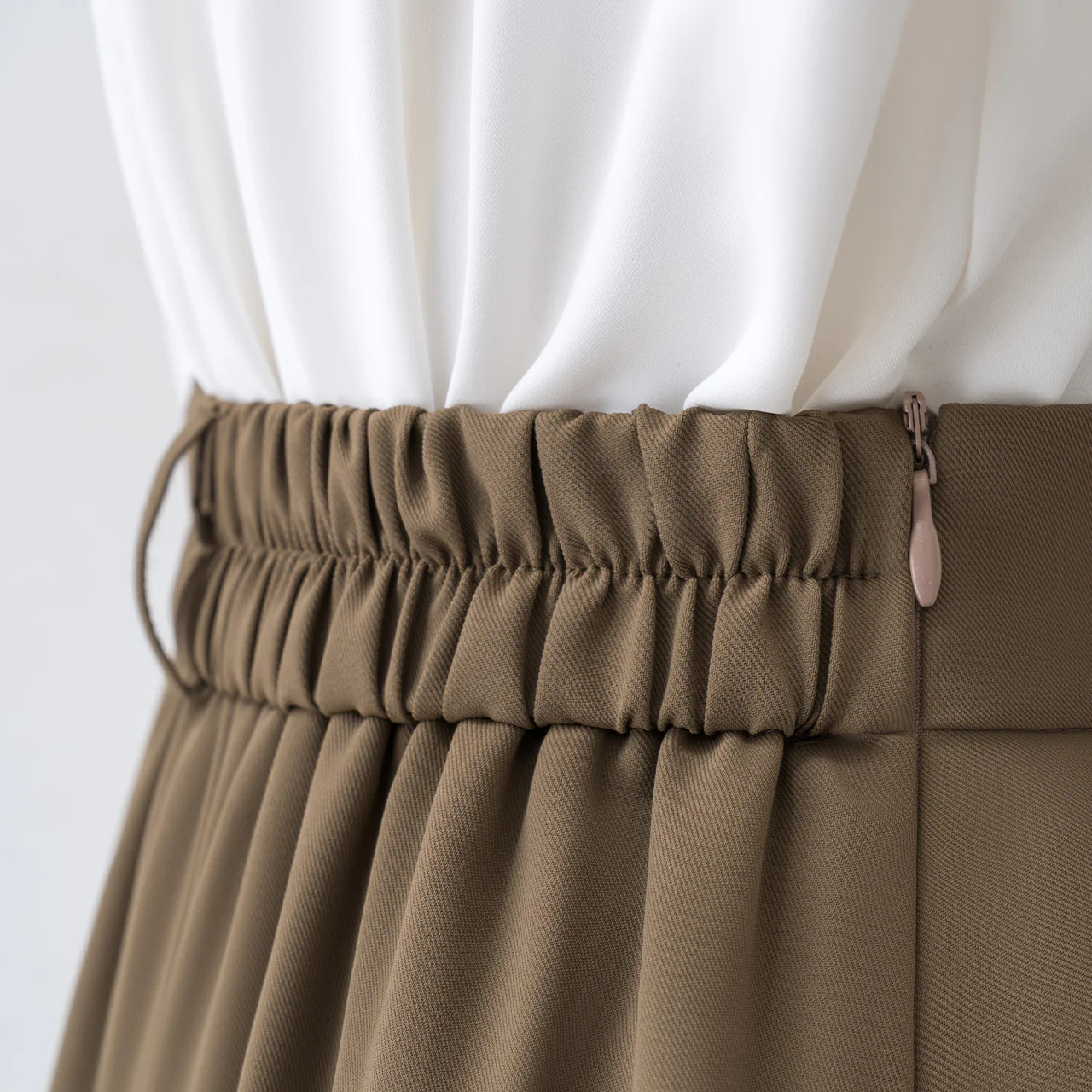 Khaki pleated skirt 2022 autumn and winter new high waist a-line skirt women's spring and autumn mid-length skirt skirt - EHAORUI