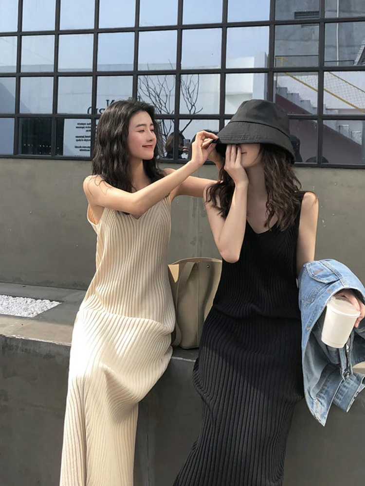 Black knitted suspender dress spring and autumn 2022 new women's skirt loose all-match temperament bottoming midi skirt - EHAORUI