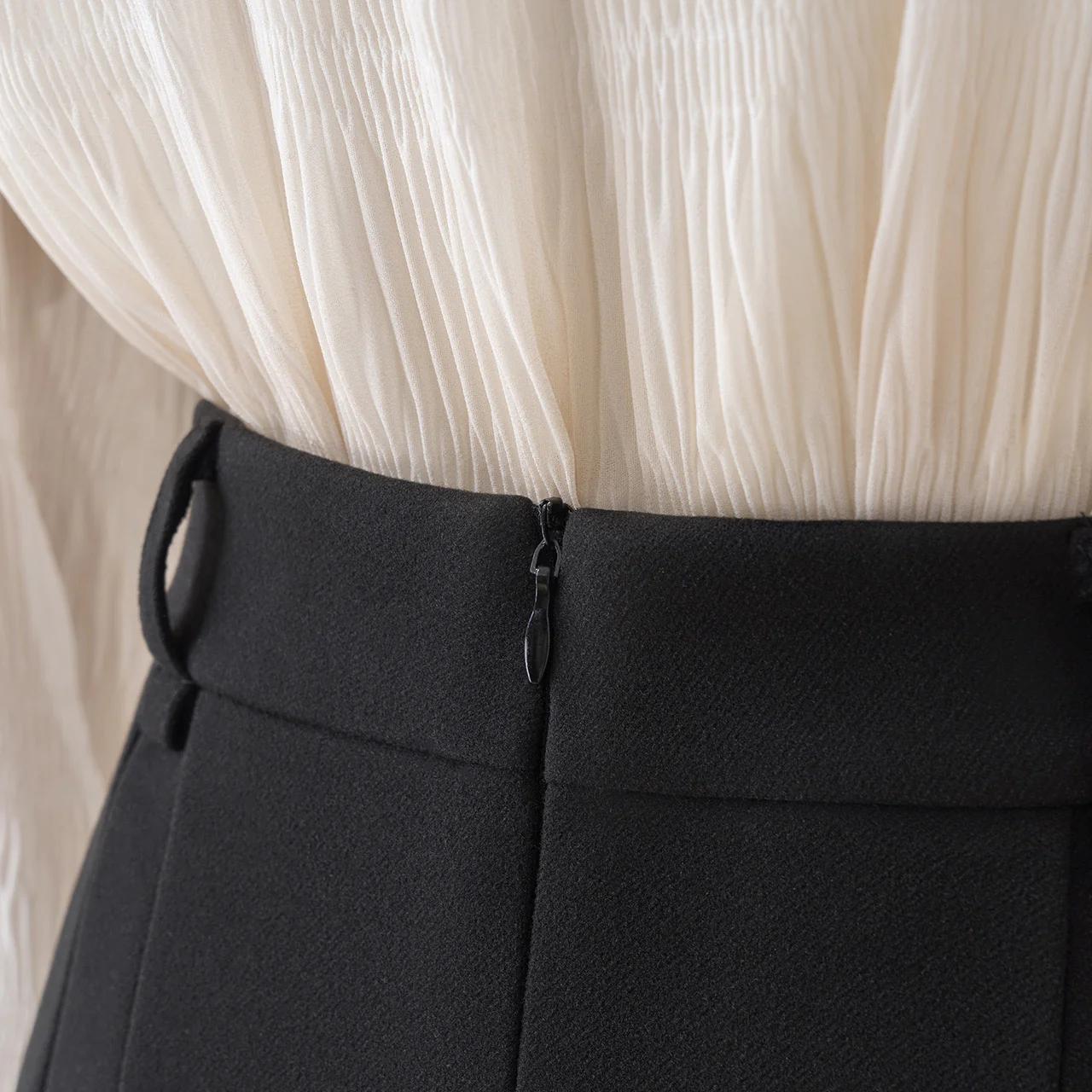 Black high waist a-line skirt women's autumn and winter small 2022 new pleated skirt commuting mid-length skirt - EHAORUI