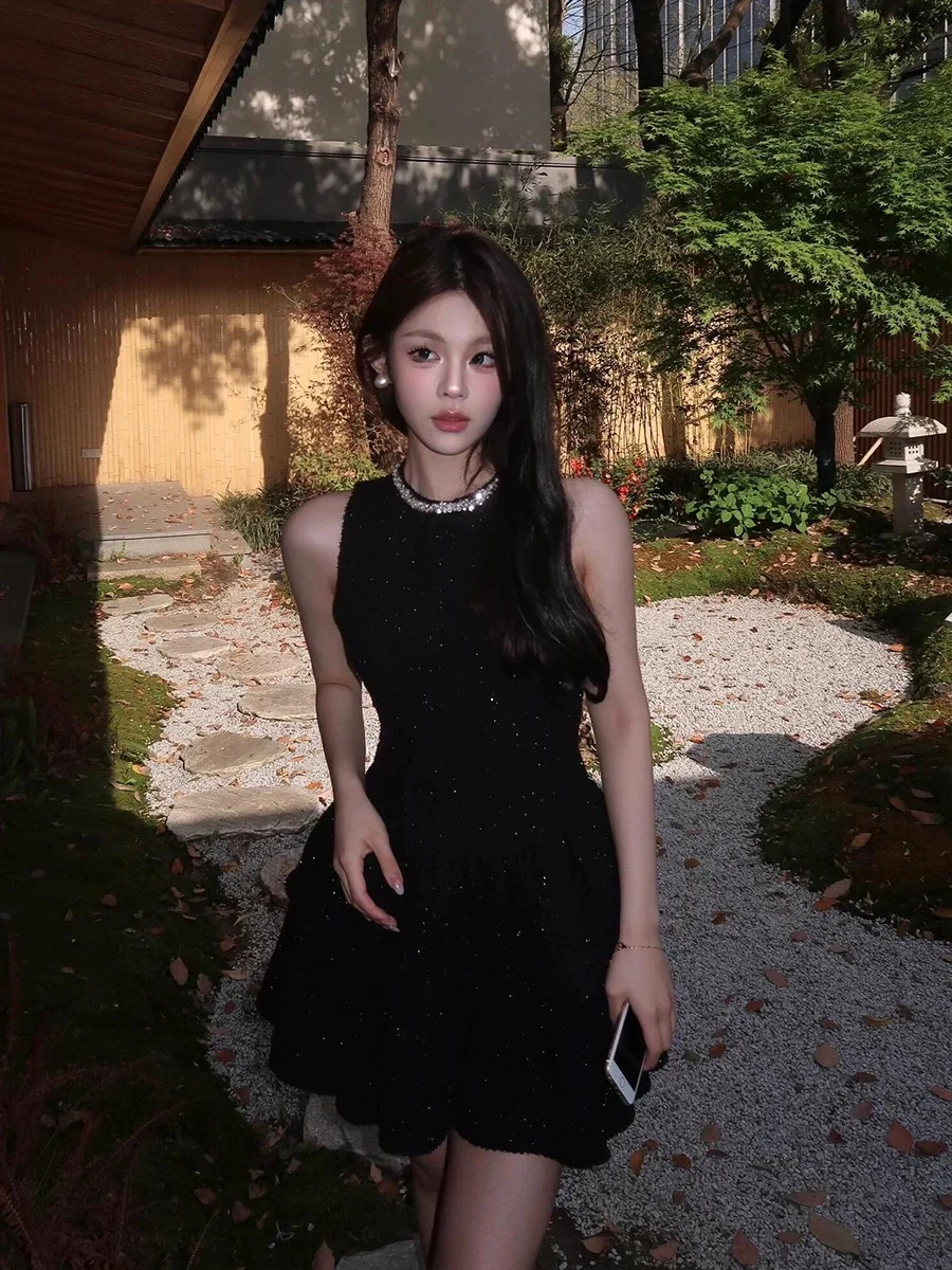 Beautiful hot girl waist dress women's autumn French temperament high-end little black dress birthday dress short skirt - EHAORUI