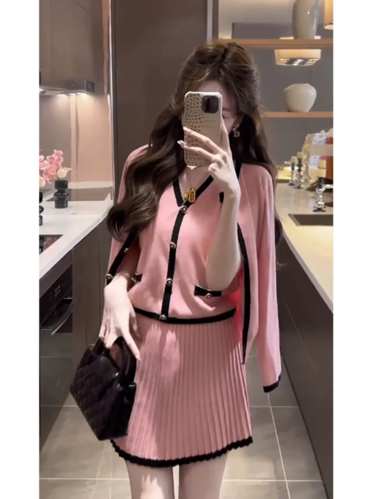 Sweet and gentle style casual knitted suit for women 2024 autumn new sleeveless vest cardigan skirt three-piece suit - EHAORUI