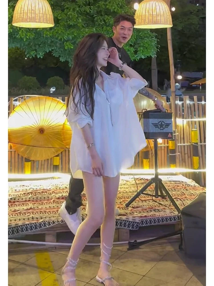 Summer off-shoulder boyfriend white shirt female new spring and autumn design niche loose long-sleeved sun protection top thin section - EHAORUI