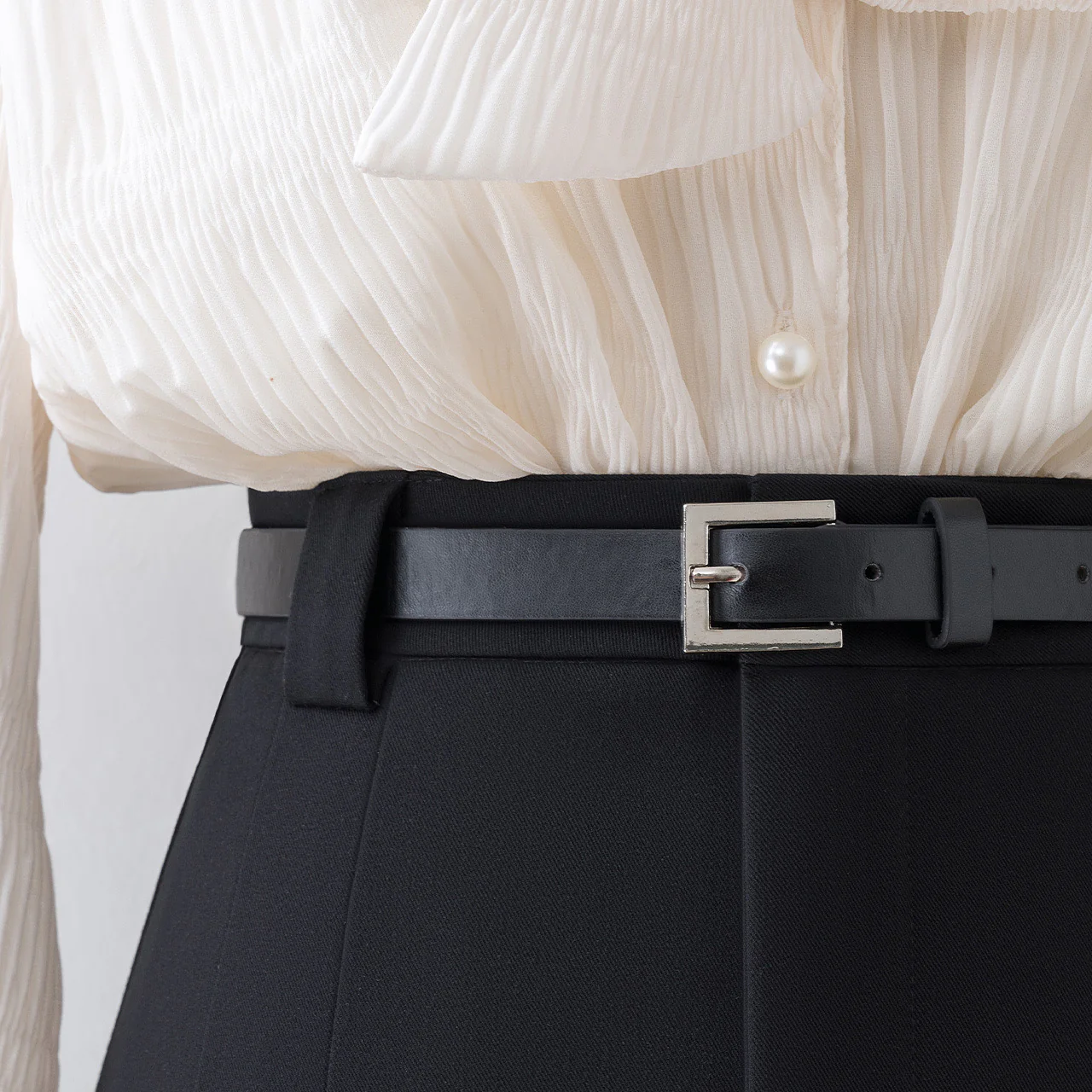 Black skirt autumn and winter small man 2022 new pleated skirt high waist a-line bag hip skirt female spring and autumn skirt - EHAORUI