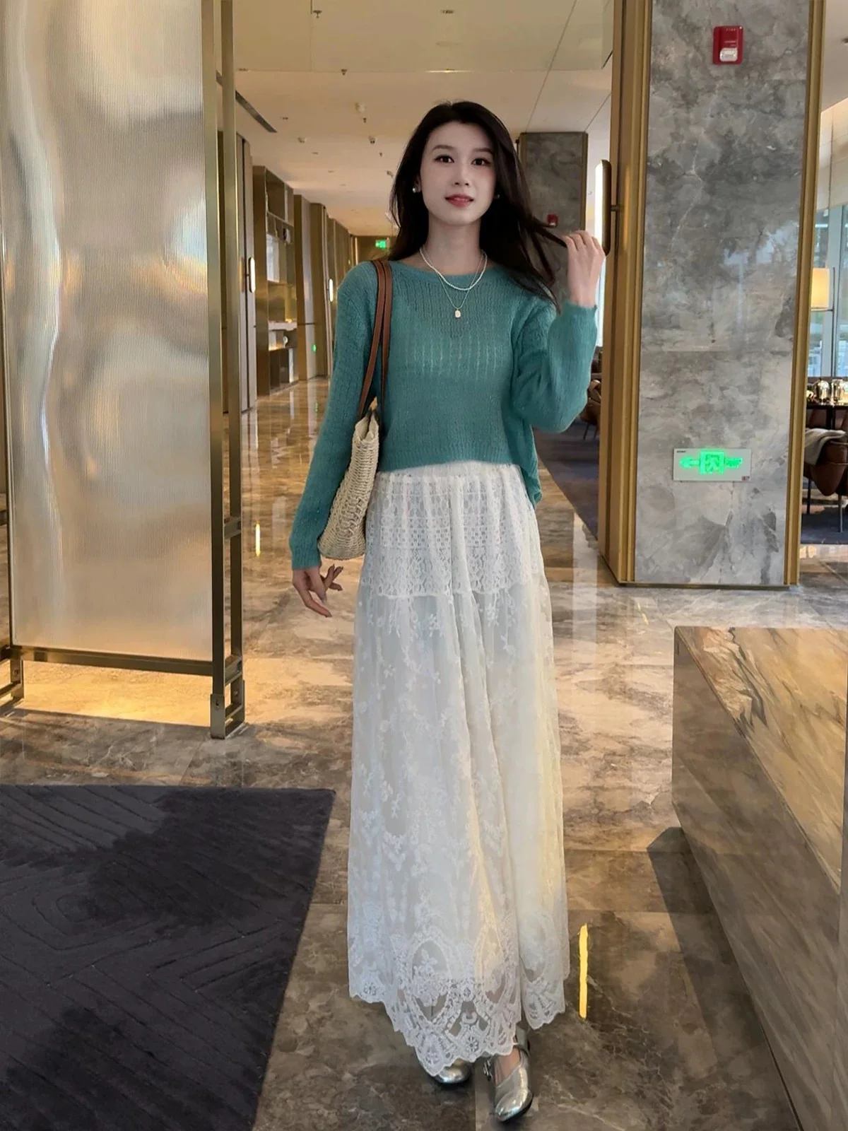 Back button design shiny silk long-sleeved blouse top lace skirt two-piece suit women's early spring new suit - EHAORUI