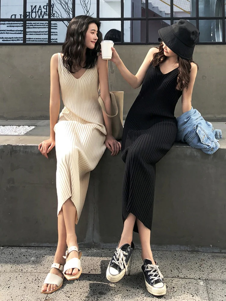 Black knitted suspender dress spring and autumn 2022 new women's skirt loose all-match temperament bottoming midi skirt - EHAORUI