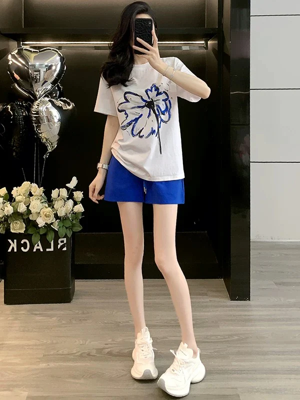 Lazy style outfit complete set for women 2025 summer fashion age-reducing white short-sleeved T-shirt blue shorts two-piece set - EHAORUI