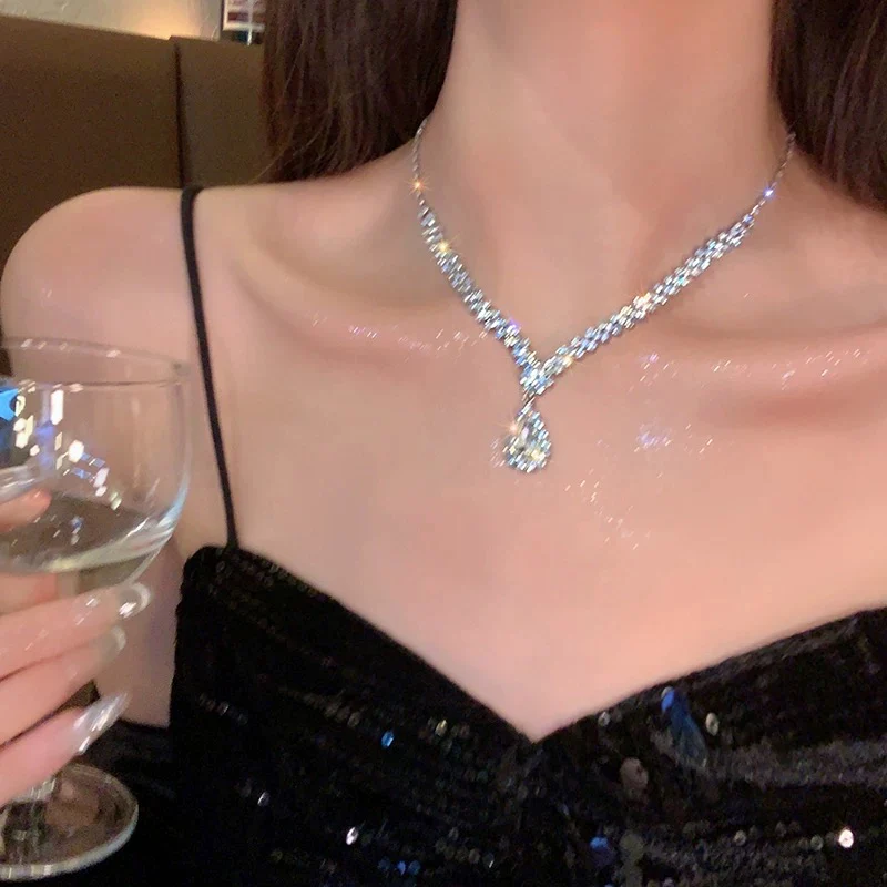 Full diamond flashing water drop tassel necklace women's light luxury niche design choker high-end clavicle chain necklace trend - EHAORUI