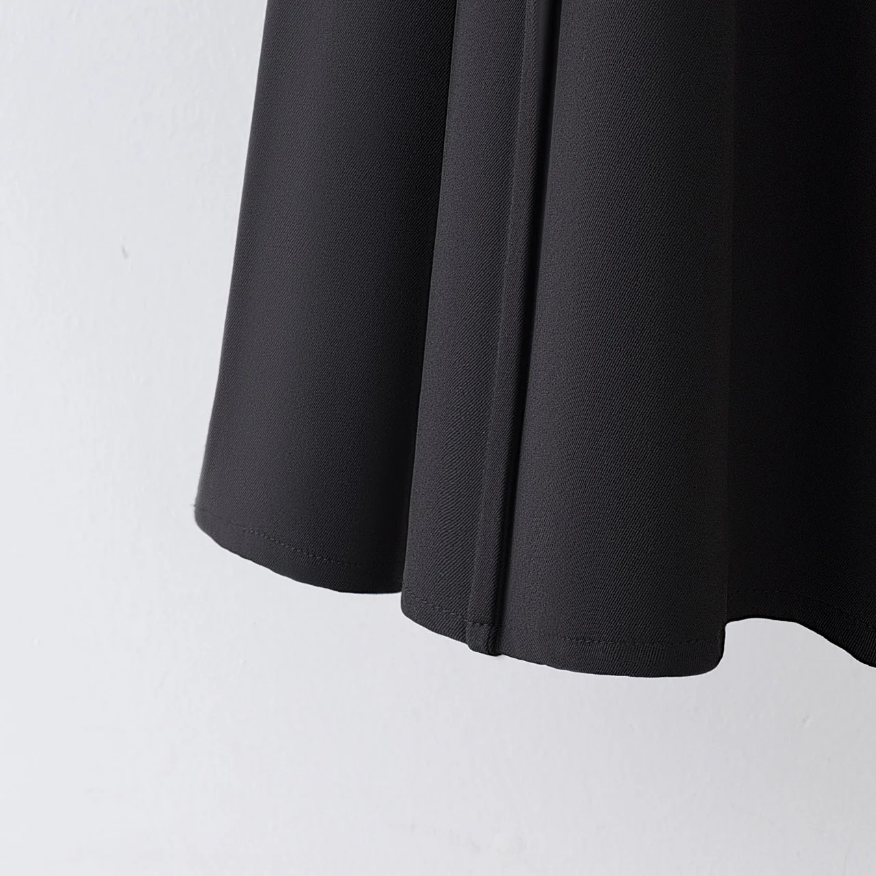 Umbrella skirt 2022 new high-waist mid-length skirt women's design sense niche skirt high-end summer thin section - EHAORUI