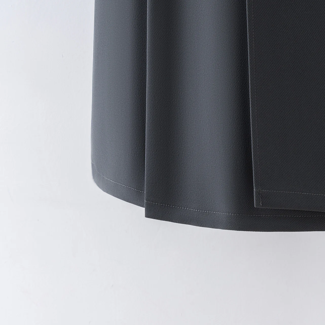 High waist skirt 2022 new pleated a-line skirt women autumn and winter mid-length small bag hip skirt spring and autumn - EHAORUI