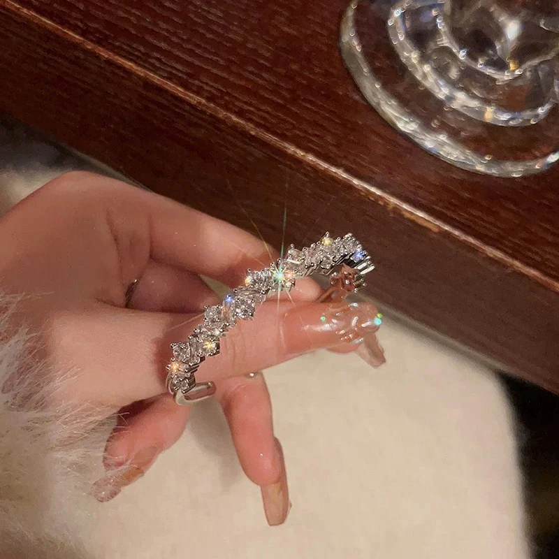 Gypsophila~Light luxury, sparkling and broken, irregular diamond-encrusted zircon high-end exquisite bracelet with open design. - EHAORUI