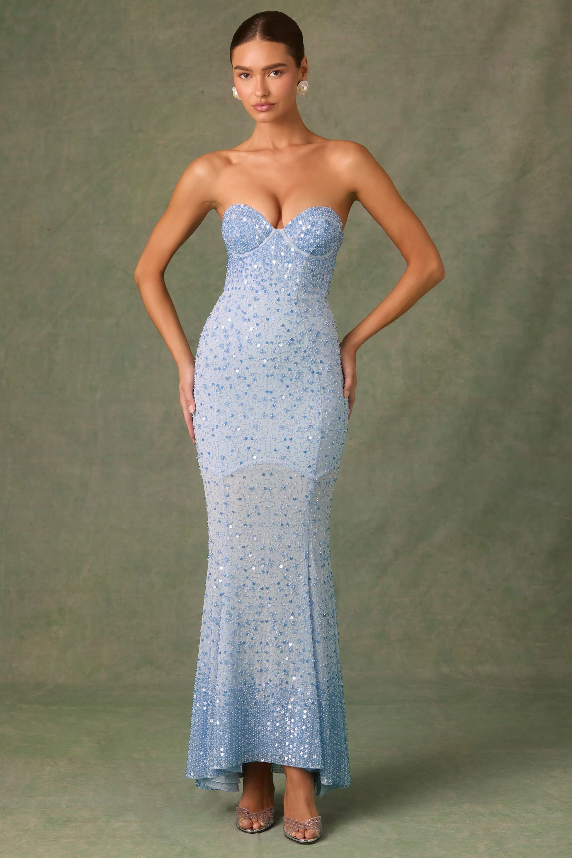 Embellished Sweetheart-Neck Fishtail Gown in Sky Blue - EHAORUI
