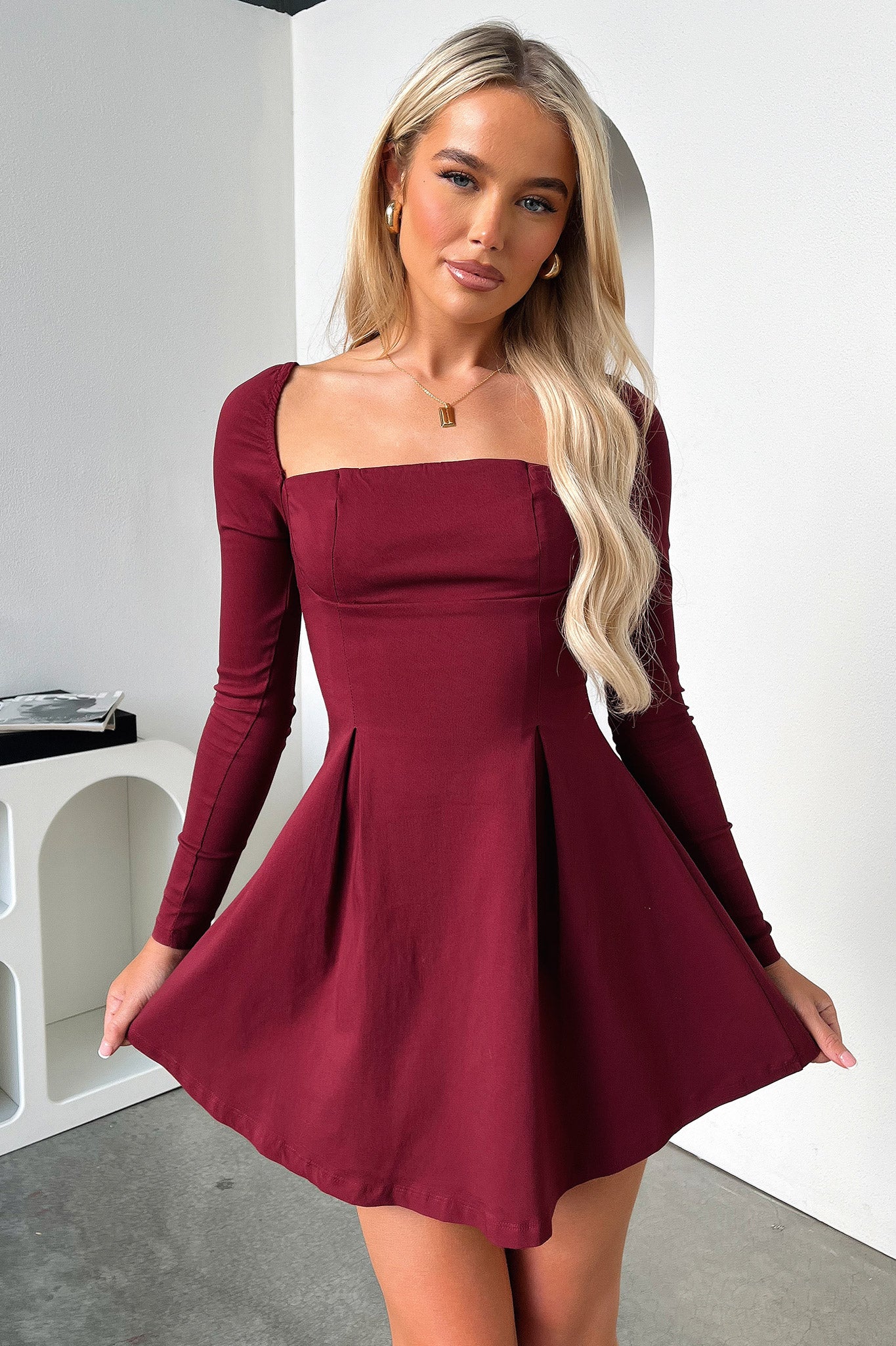 Tabitha Long Sleeve Mini Dress - Burgundy - EHAORUI