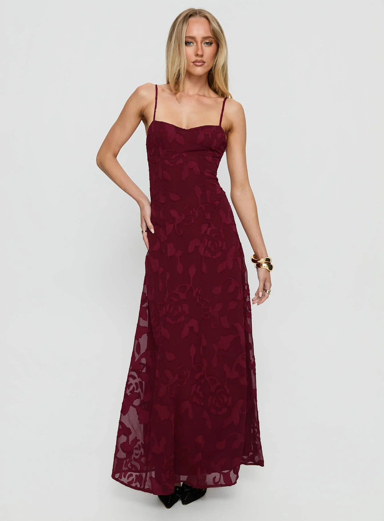 Leading Lady Sweetheart Maxi Dress Red Floral Burnout - EHAORUI