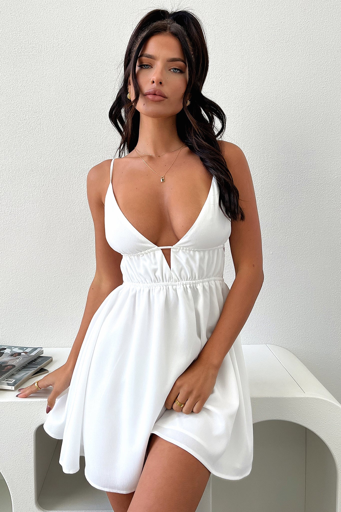 Elore Mini Dress - White - EHAORUI