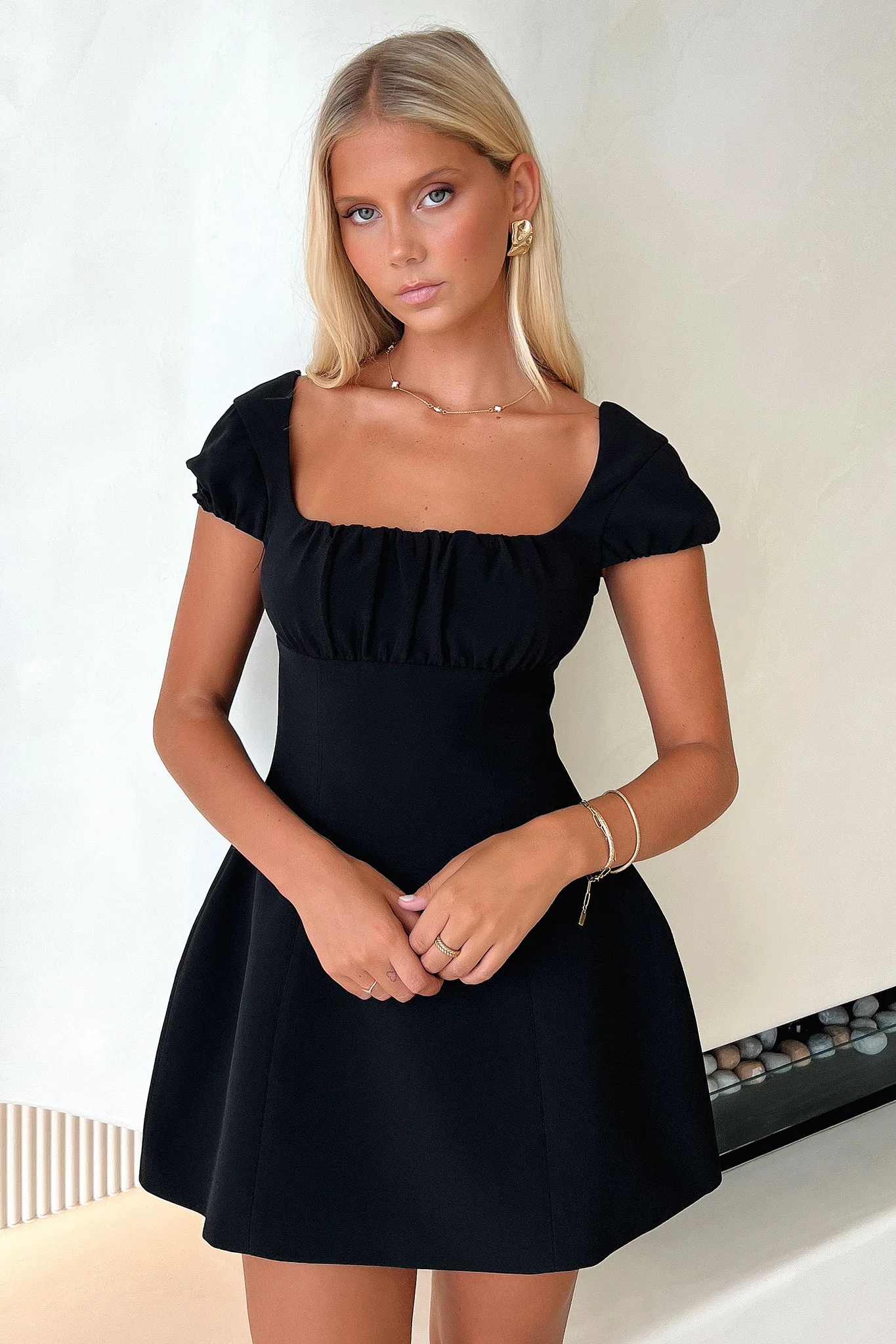 Arlette Mini Dress - Black - GUERYA