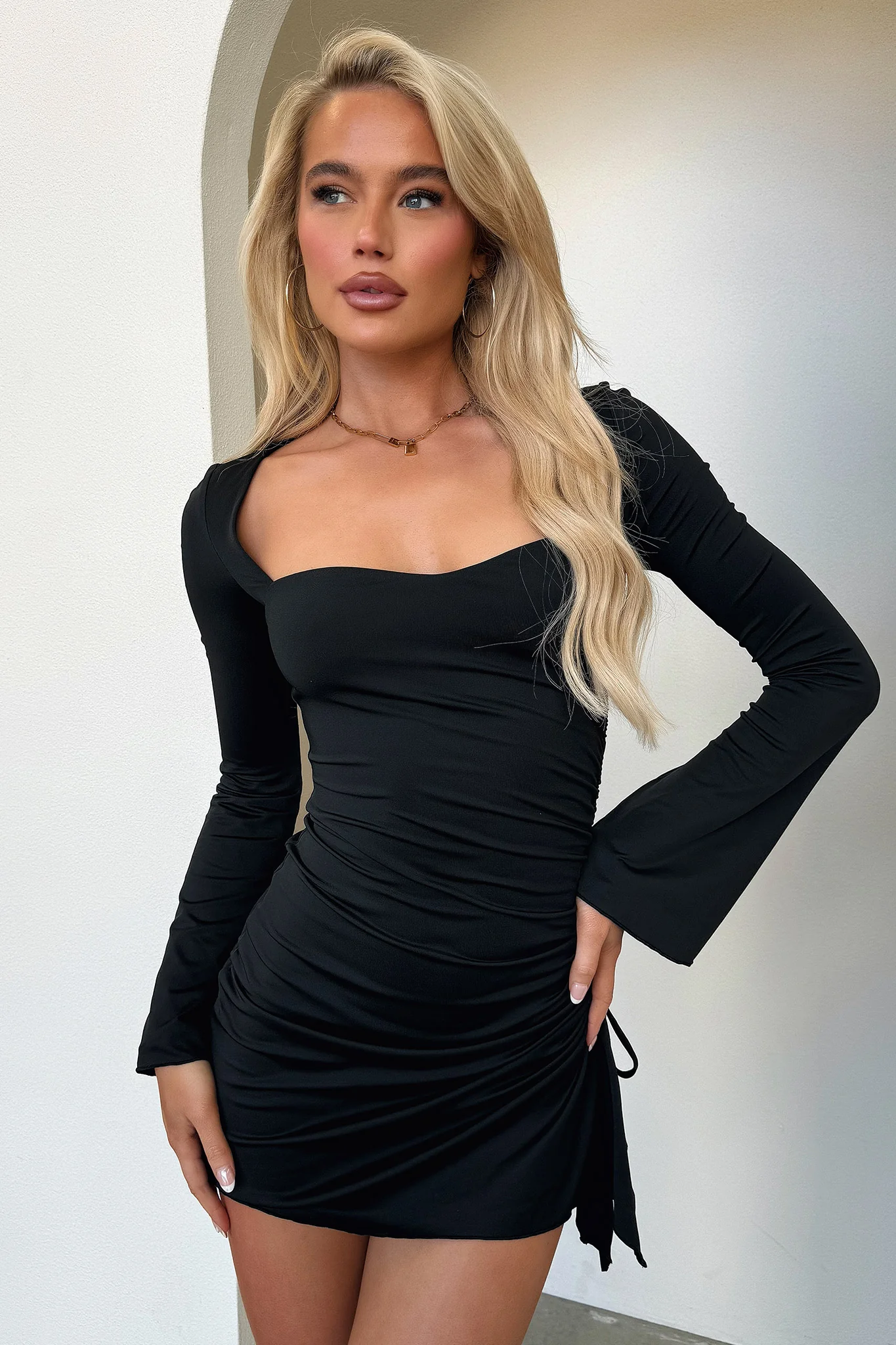 Neyster Dress - Black - GUERYA