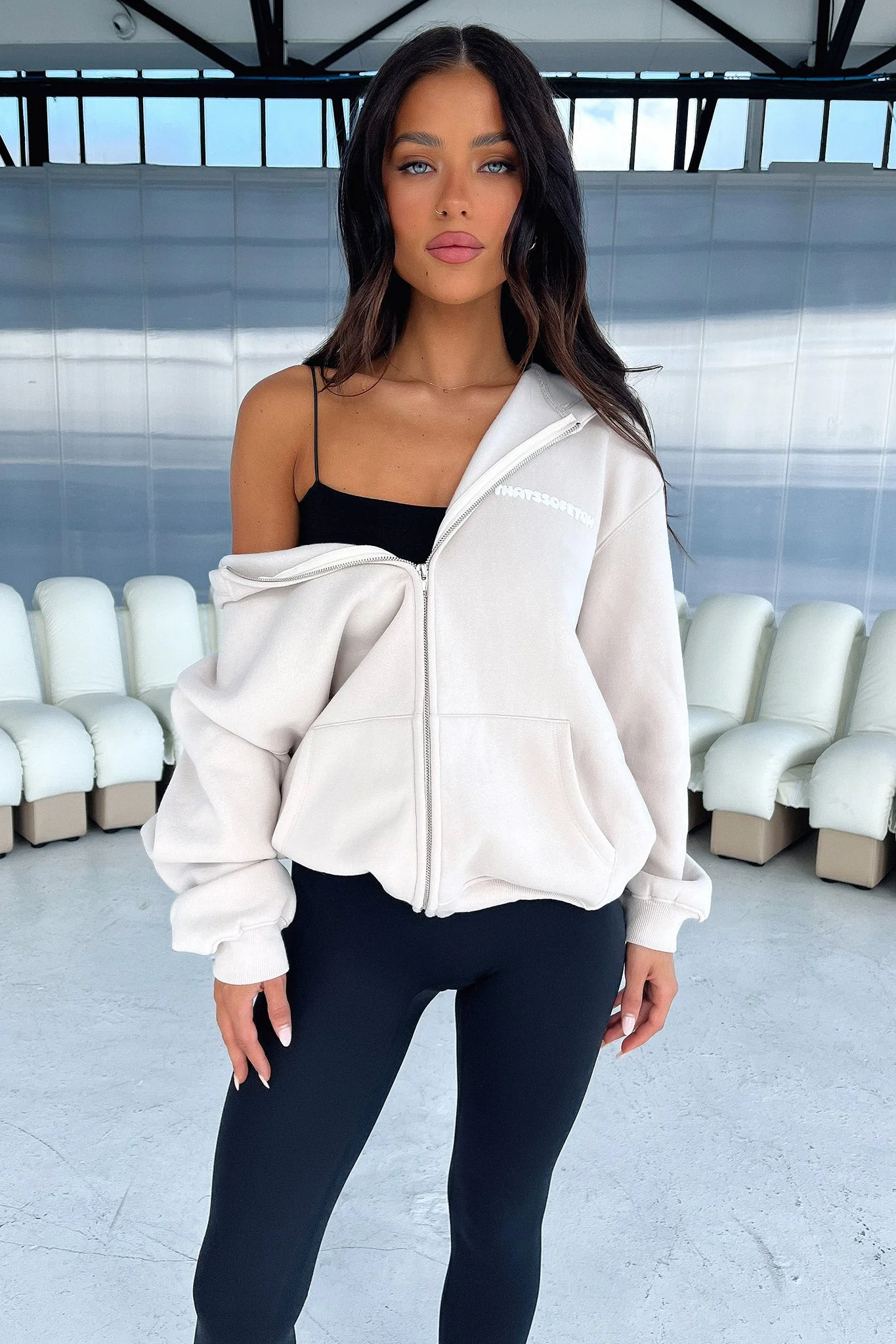 Series 3 Zip Up Hoodie - Beige - GUERYA