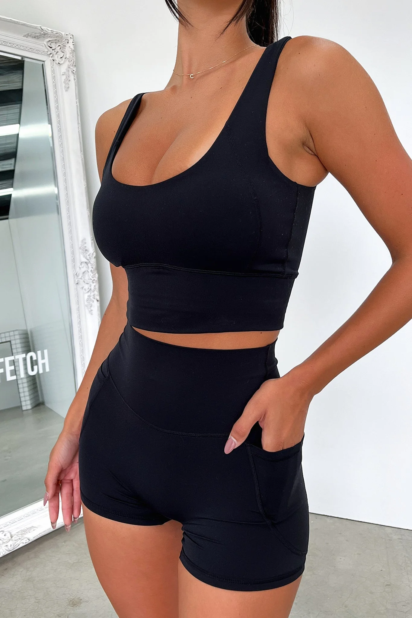 Kian Sports Bra - Black - GUERYA