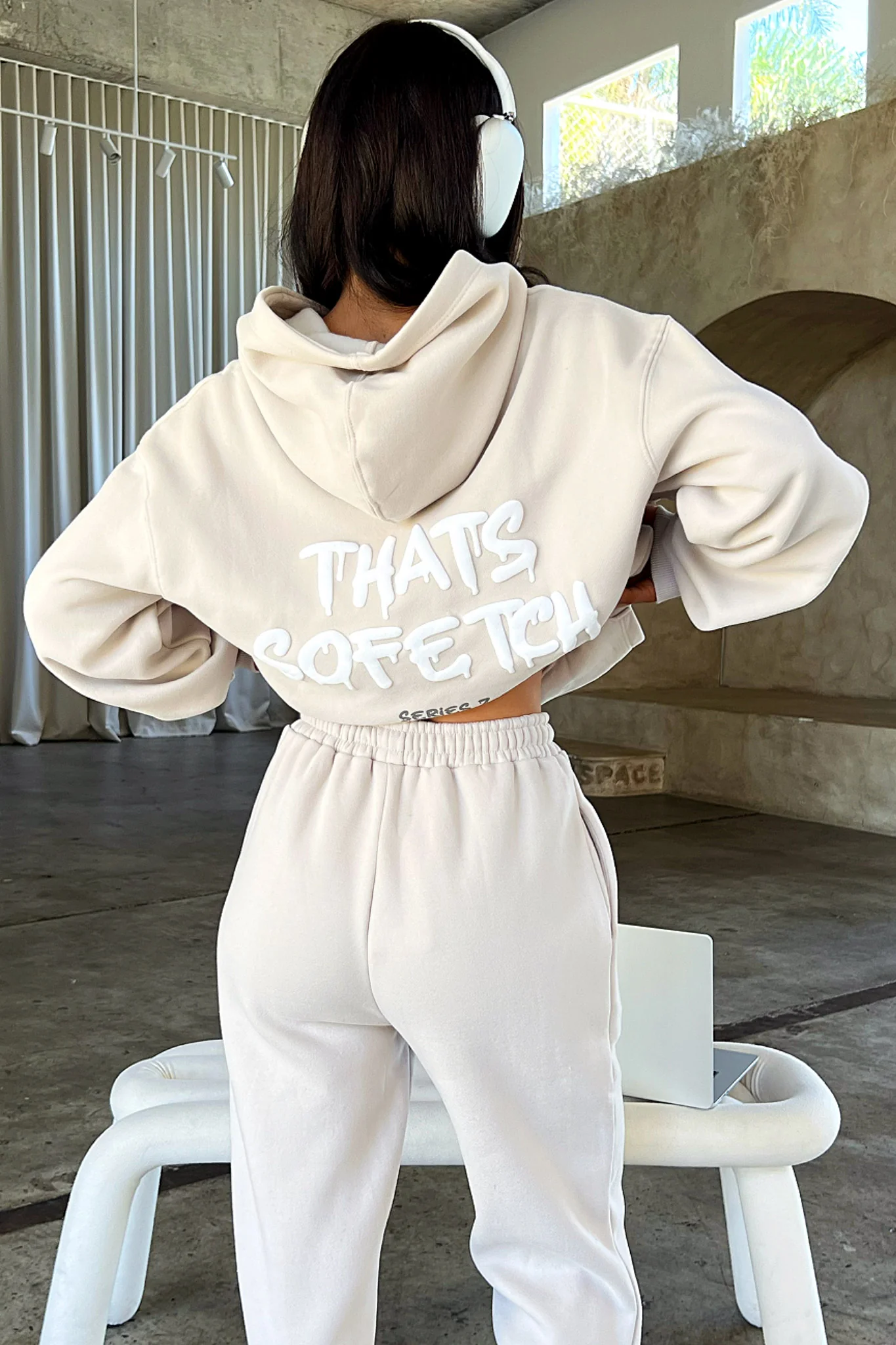 Series 7 Hoodie - Bone - GUERYA