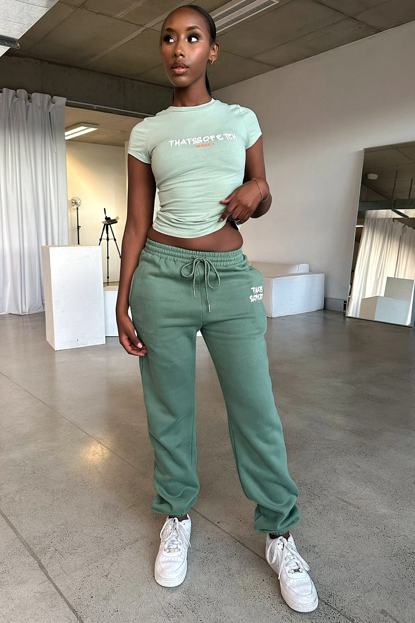 Series 7 Sweatpants - Green - GUERYA
