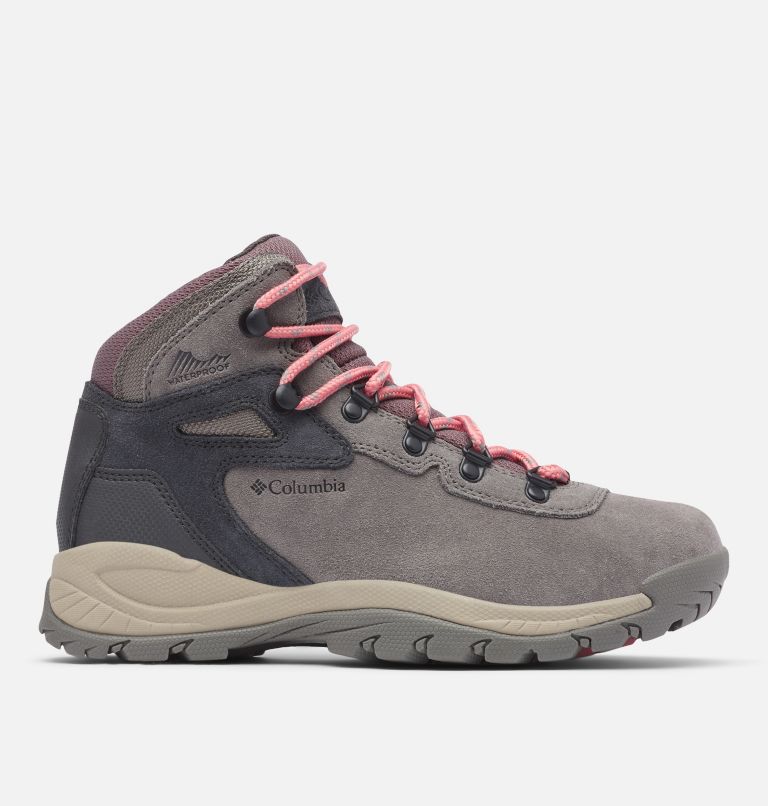 Red Women's Columbia Newton Ridge Plus Hiking Shoes | FPUMQD-235 - Columbia Outlet Online