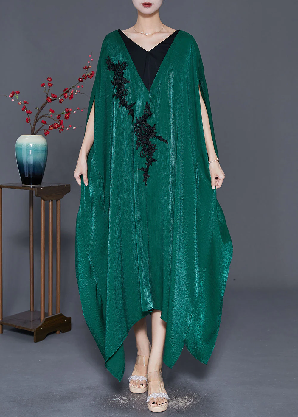 Style Blackish Green Embroideried Patchwork Silk Long Dresses Batwing Sleeve - republicanstateiStyle Blackish Green Embroideried Patchwork Silk Long Dresses Batwing Sleeve - republicanstatei