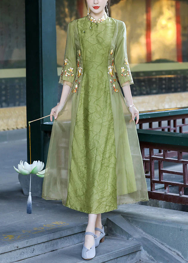 Elegant Green Stand Collar Embroideried Button Tulle Silk Dress Long Sleeve - republicanstateiElegant Green Stand Collar Embroideried Button Tulle Silk Dress Long Sleeve - republicanstatei