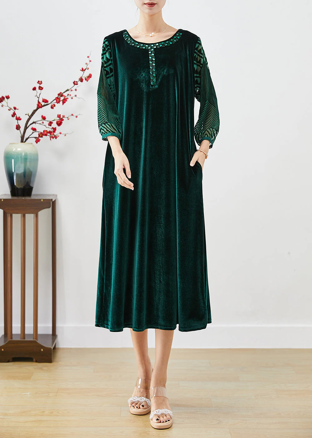 Italian Blackish Green Hollow Out Zircon Silk Velour Long Dresses Bracelet Sleeve - republicanstateiItalian Blackish Green Hollow Out Zircon Silk Velour Long Dresses Bracelet Sleeve - republicanstatei