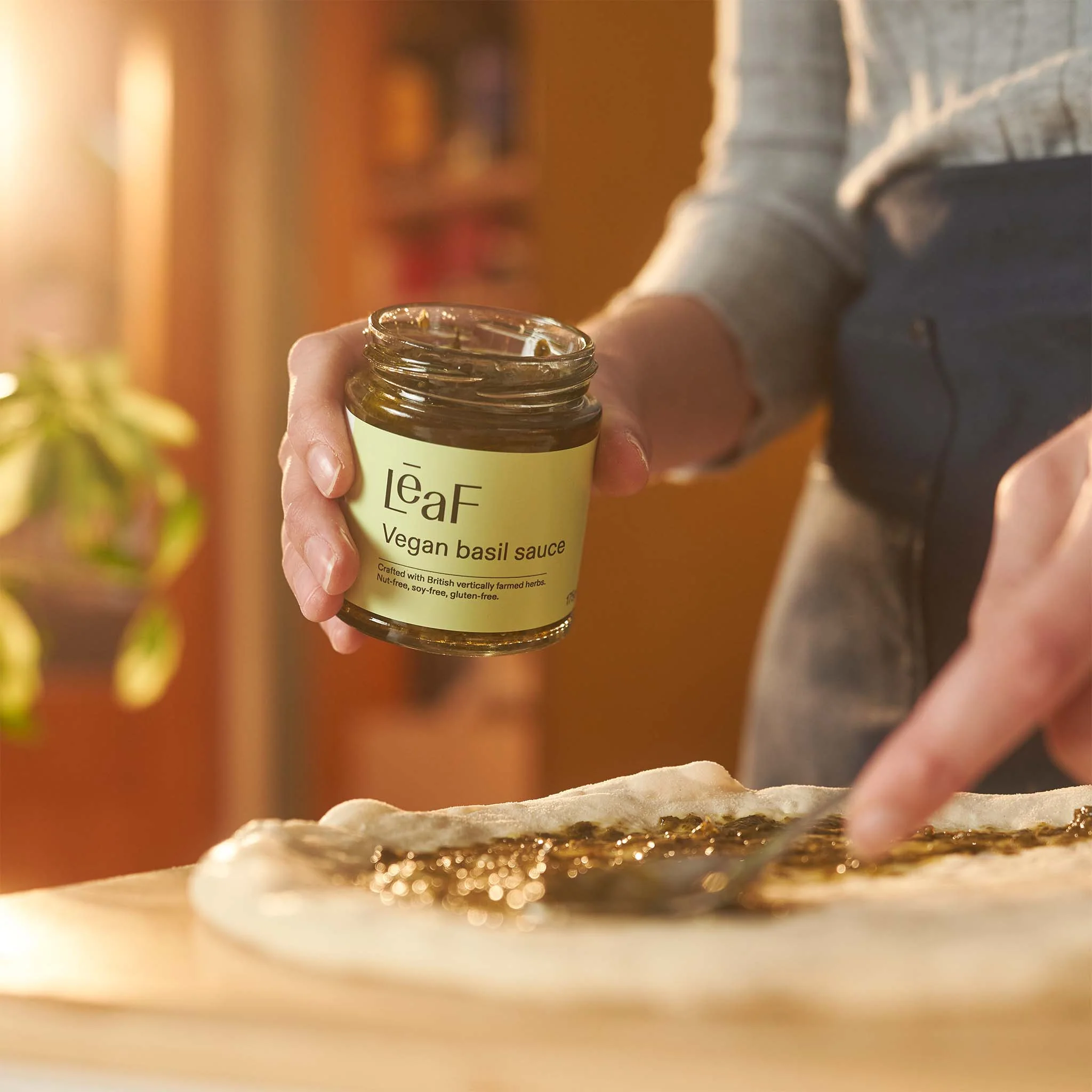 Leaf - Basil Sauce (Veg) (175g) - republicanstateiLeaf - Basil Sauce (Veg) (175g) - republicanstatei
