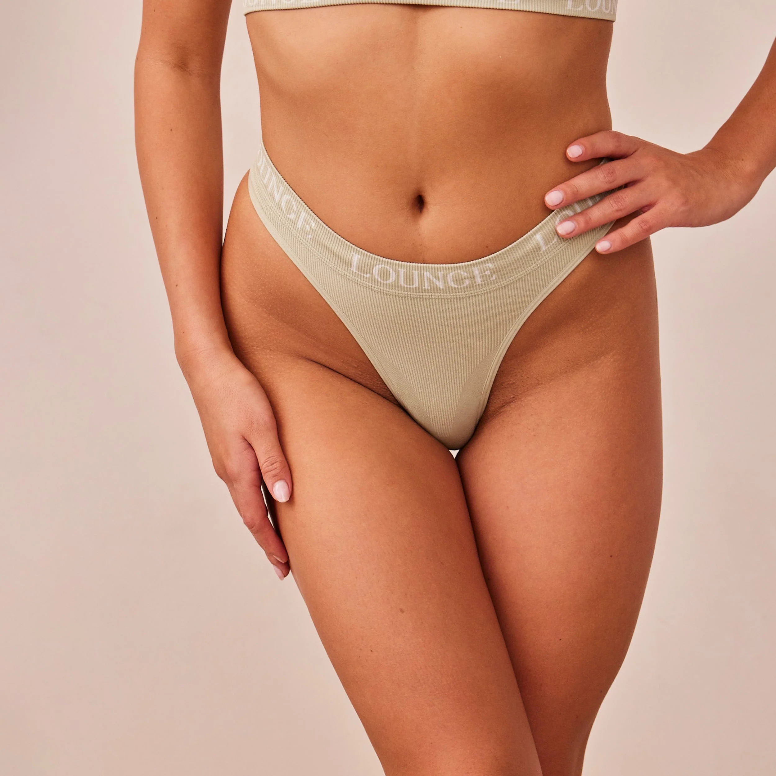 Seamless Thong - Olive - republicanstateiSeamless Thong - Olive - republicanstatei
