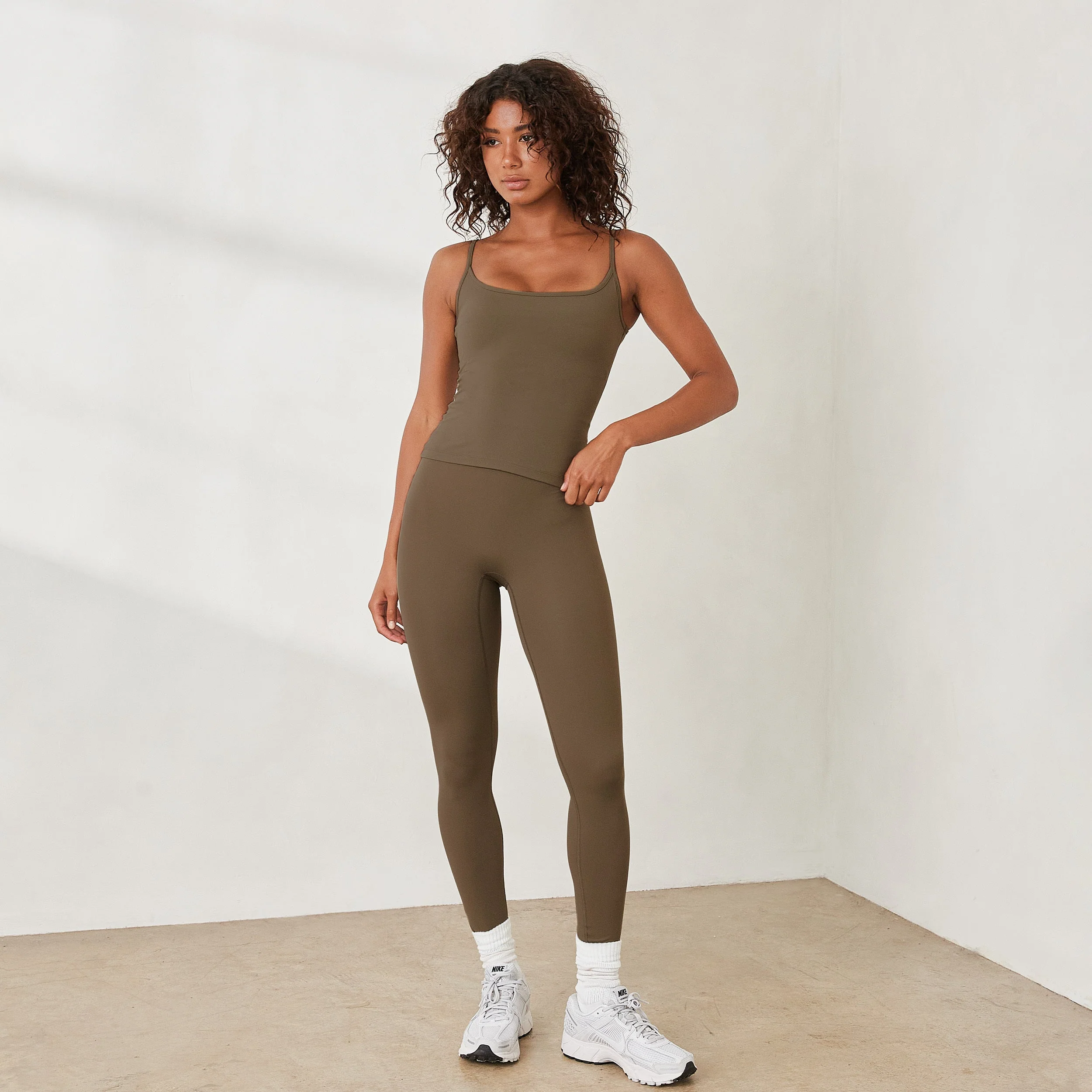 Essential Cami Top - Taupe - republicanstateiEssential Cami Top - Taupe - republicanstatei