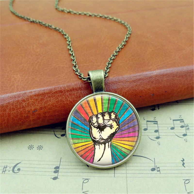 Resist Pendant Necklace - republicanstateiResist Pendant Necklace - republicanstatei