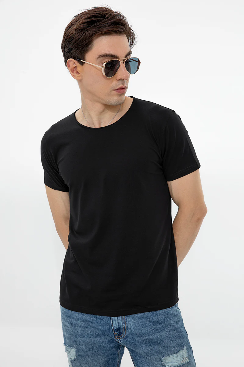 Raw Edge Black T-Shirt - republicanstateiRaw Edge Black T-Shirt - republicanstatei