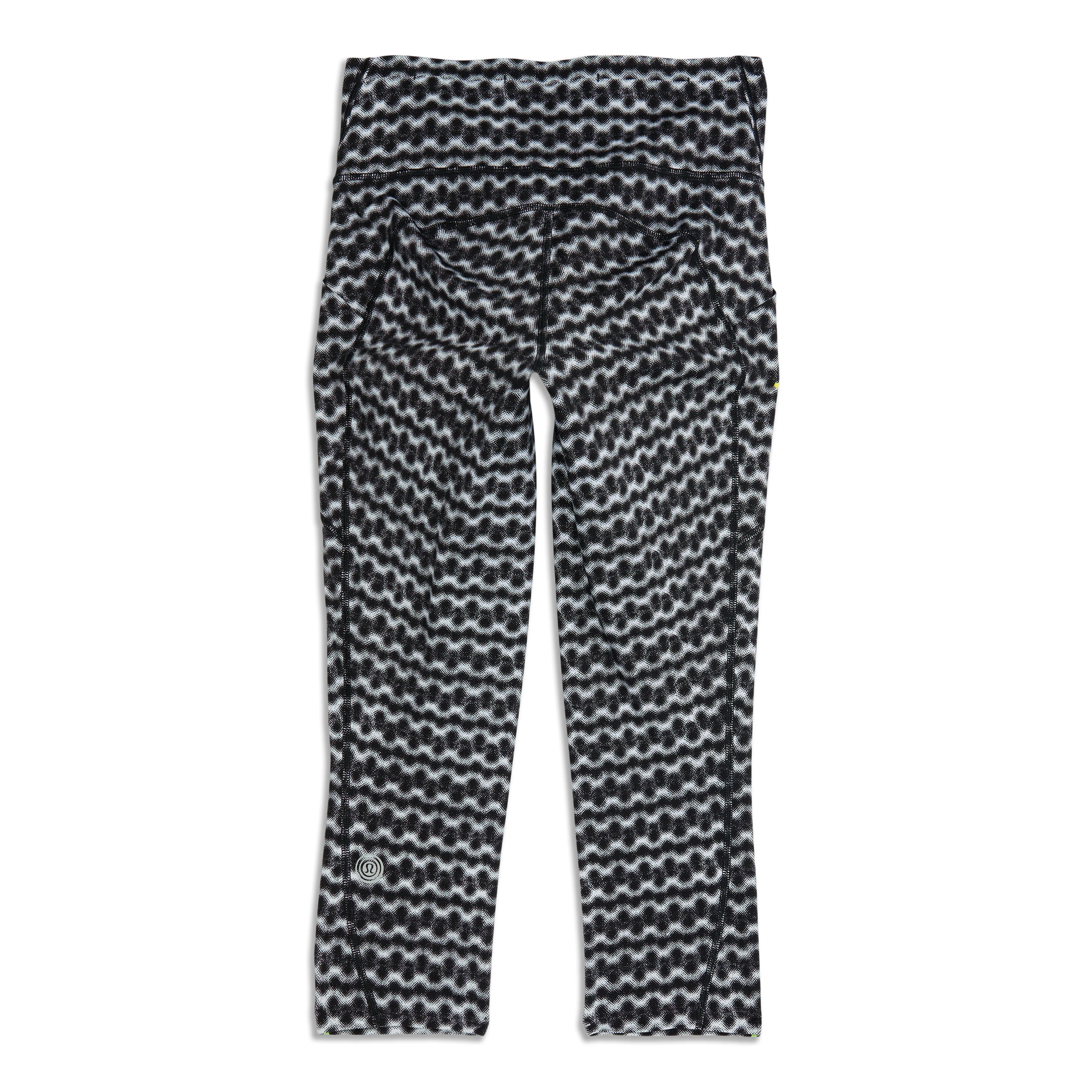 Chase Me Crop - Resale - republicanstateiChase Me Crop - Resale - republicanstatei