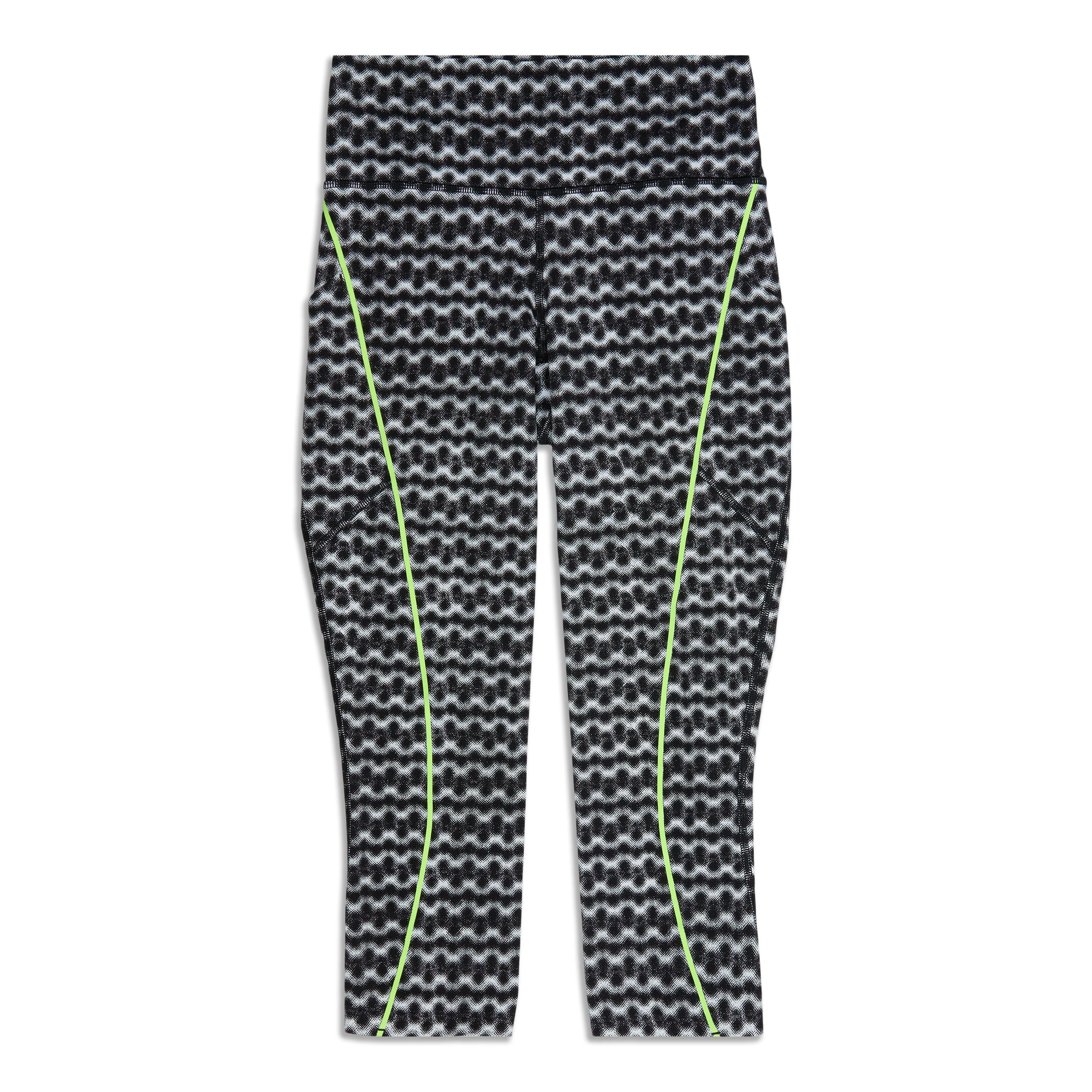 Chase Me Crop - Resale - republicanstateiChase Me Crop - Resale - republicanstatei