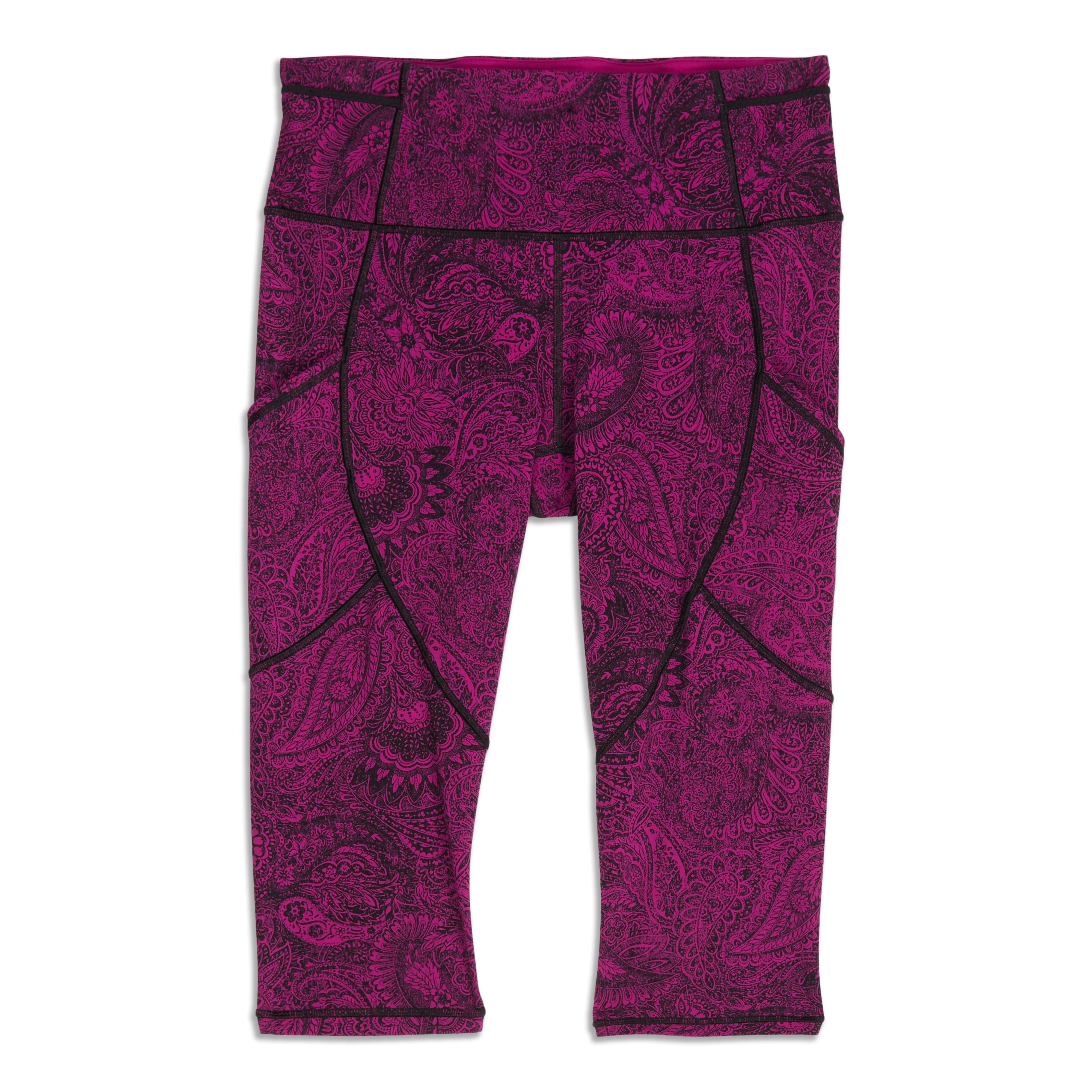 Outrun Half Crop - Resale - republicanstateiOutrun Half Crop - Resale - republicanstatei