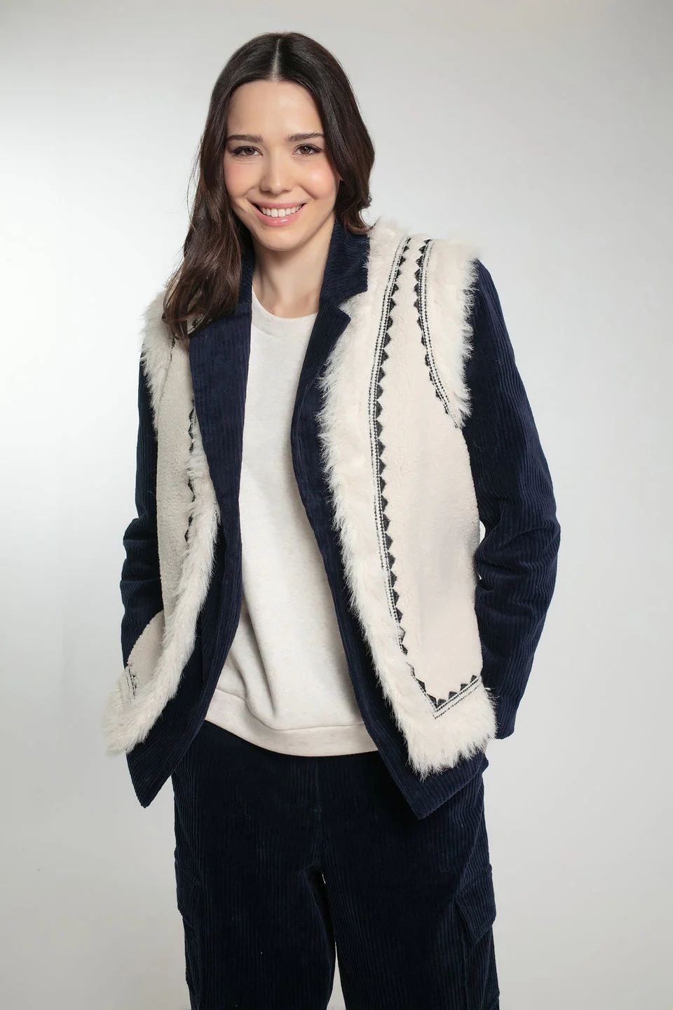 Dannika Gilet - republicanstateiDannika Gilet - republicanstatei