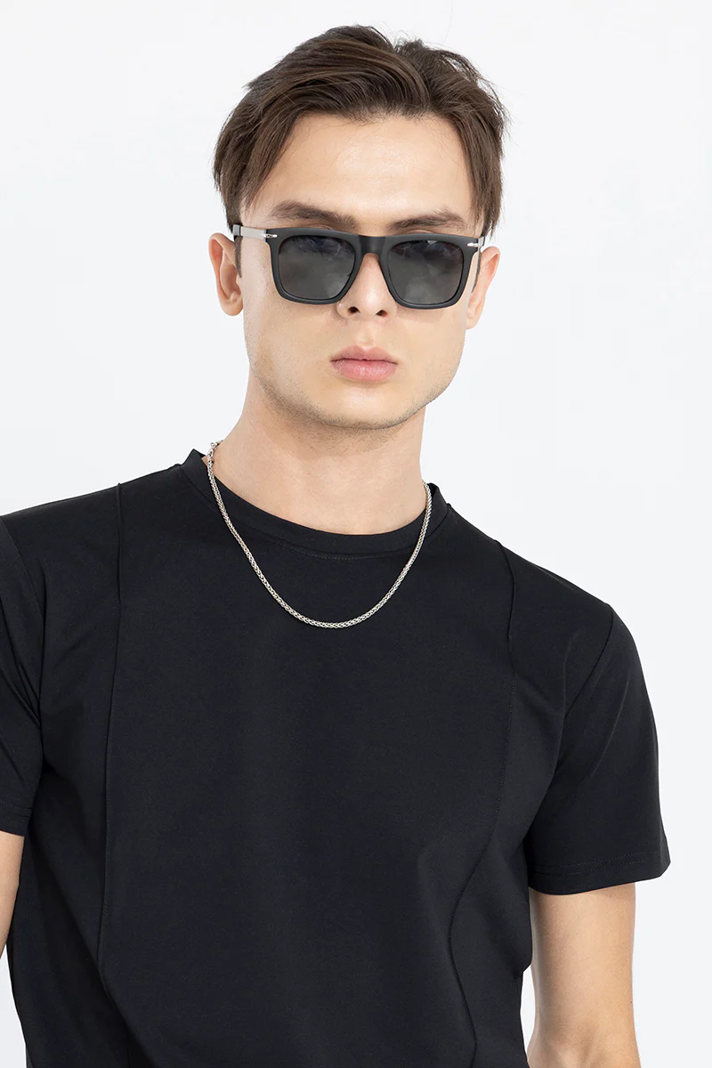 Pleated Black T-Shirt - republicanstateiPleated Black T-Shirt - republicanstatei