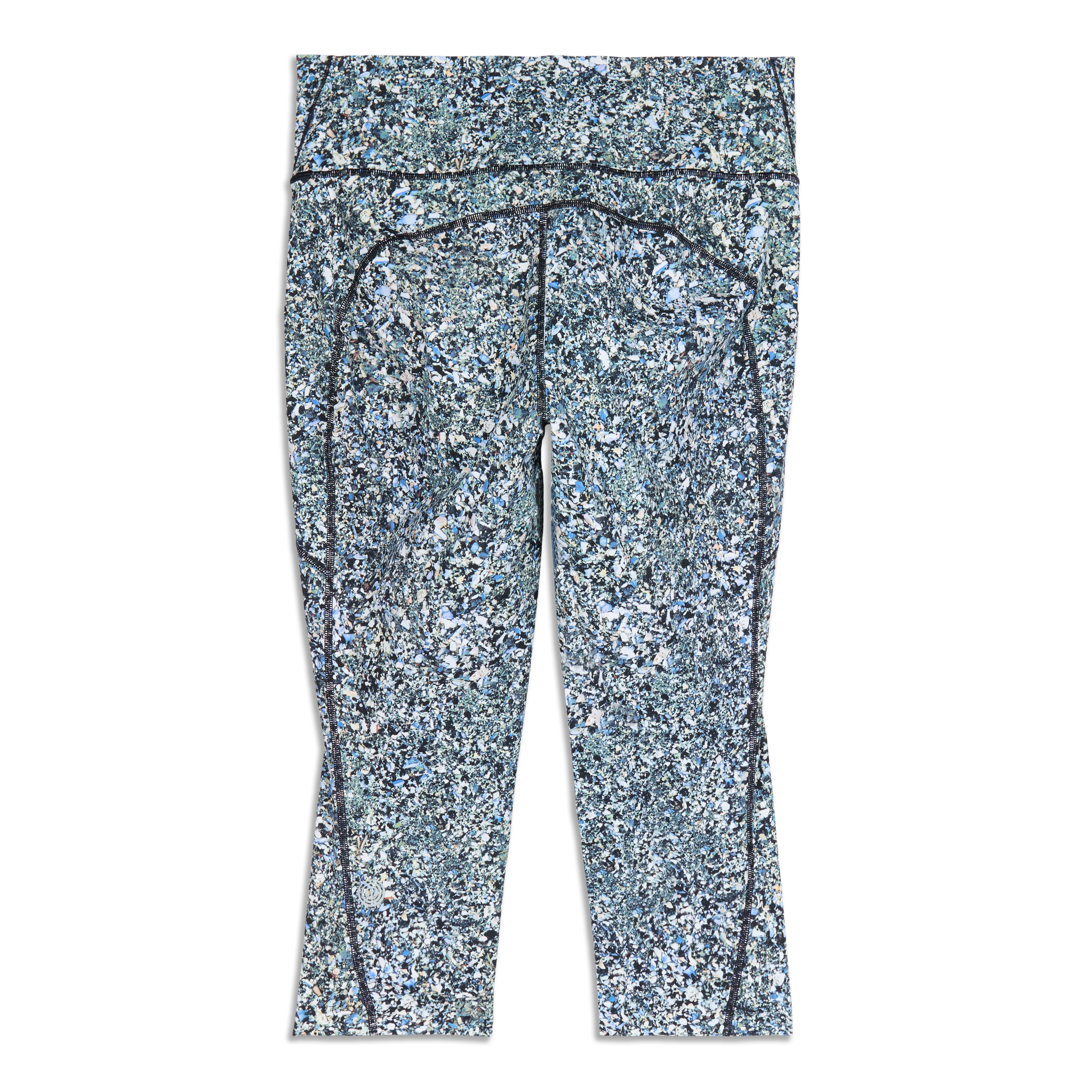 Chase Me Crop - Resale - republicanstateiChase Me Crop - Resale - republicanstatei