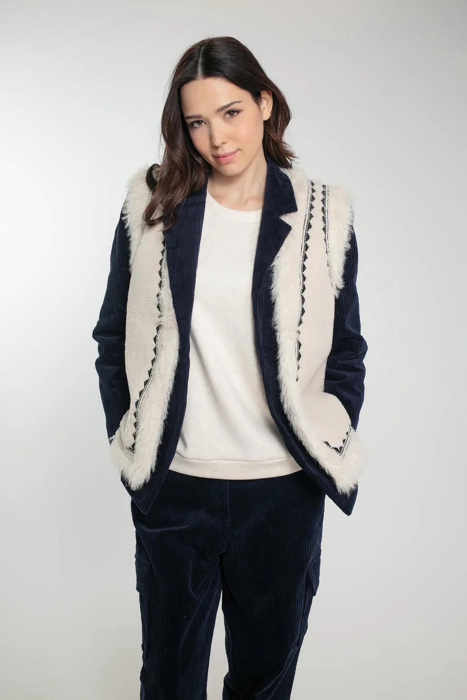 Dannika Gilet - republicanstateiDannika Gilet - republicanstatei