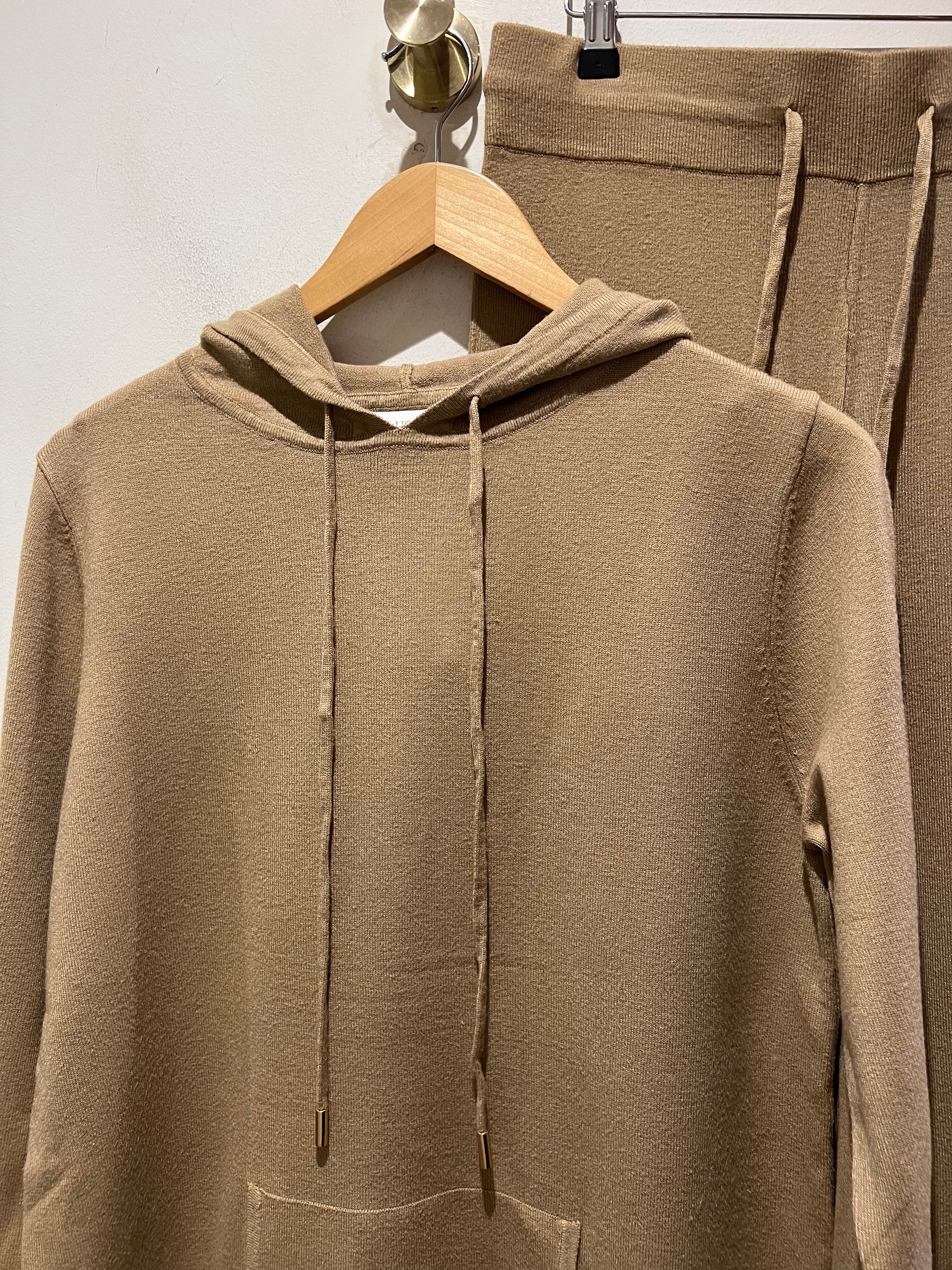 2 Piece Hooded Set - Camel - republicanstatei2 Piece Hooded Set - Camel - republicanstatei