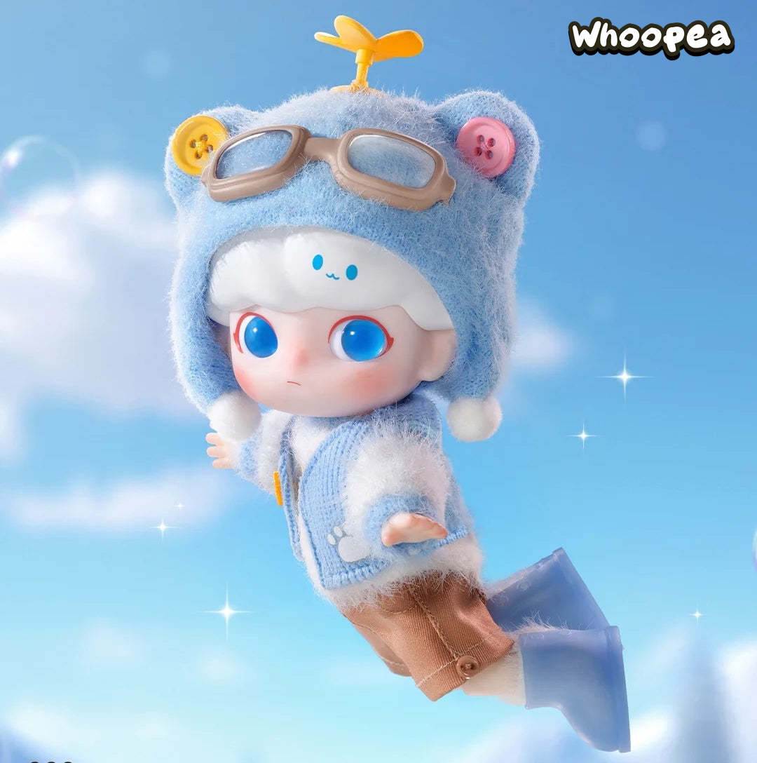 Dimoo Pilot Bear Action Figure - tumbierware