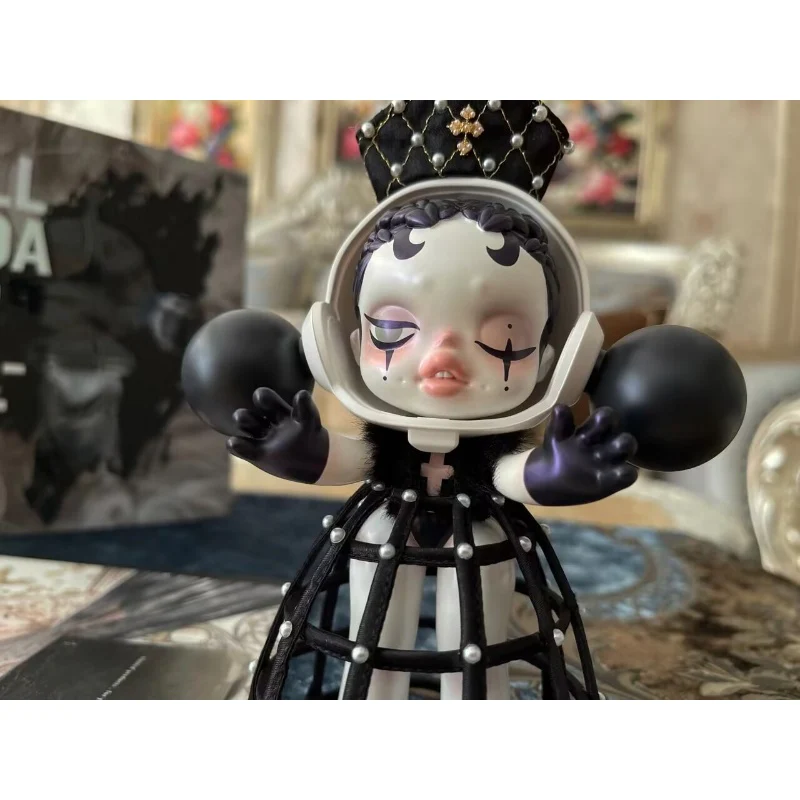 Skullpanda Black Pope Limited Figurine - tumbierware