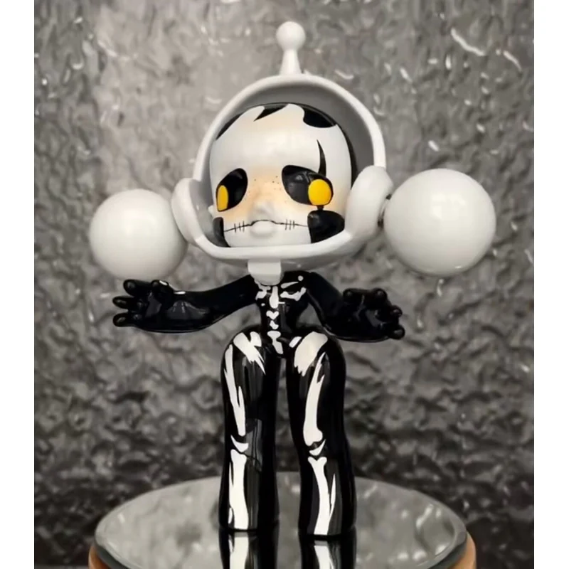 Skullpanda Space Star Limited Figurine - tumbierware