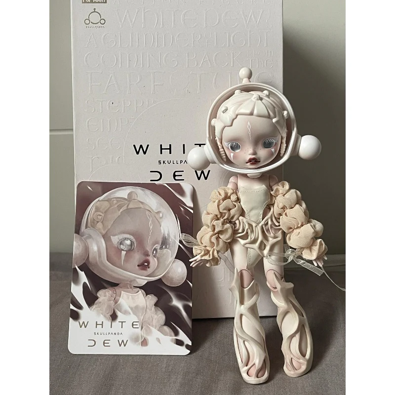 Skullpanda White Dew Action Figure - tumbierware
