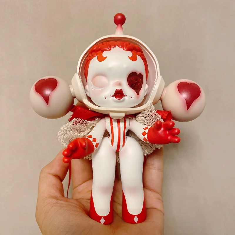 Skullpanda Queen Of Hearts Limited Figurine - tumbierware