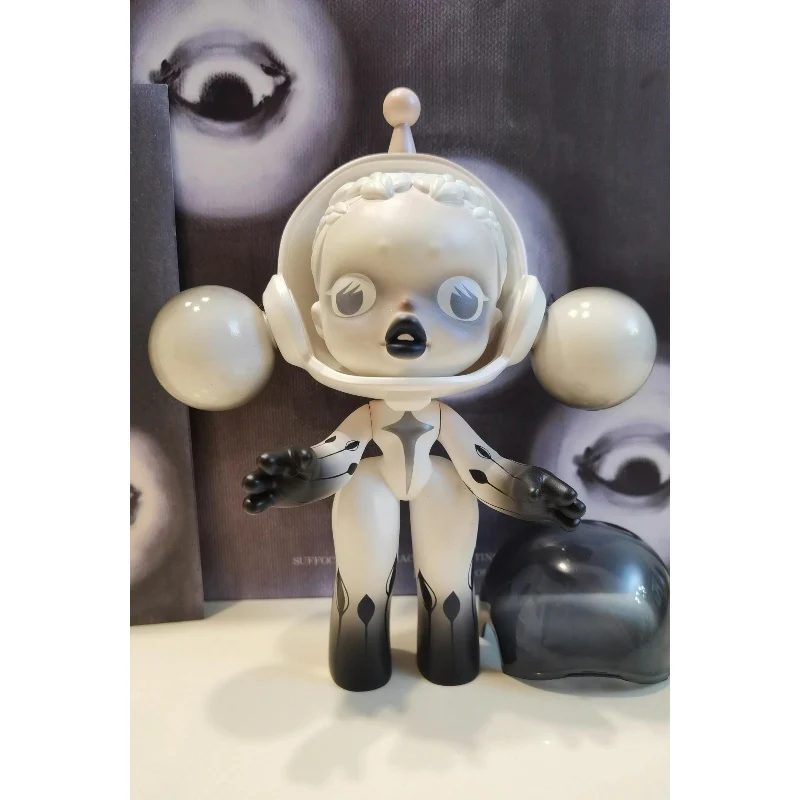 Skullpanda Introspection Limited Figure - tumbierware